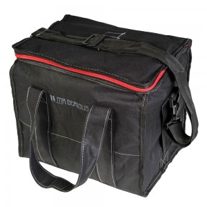 Mr Serious District Shoulder bag